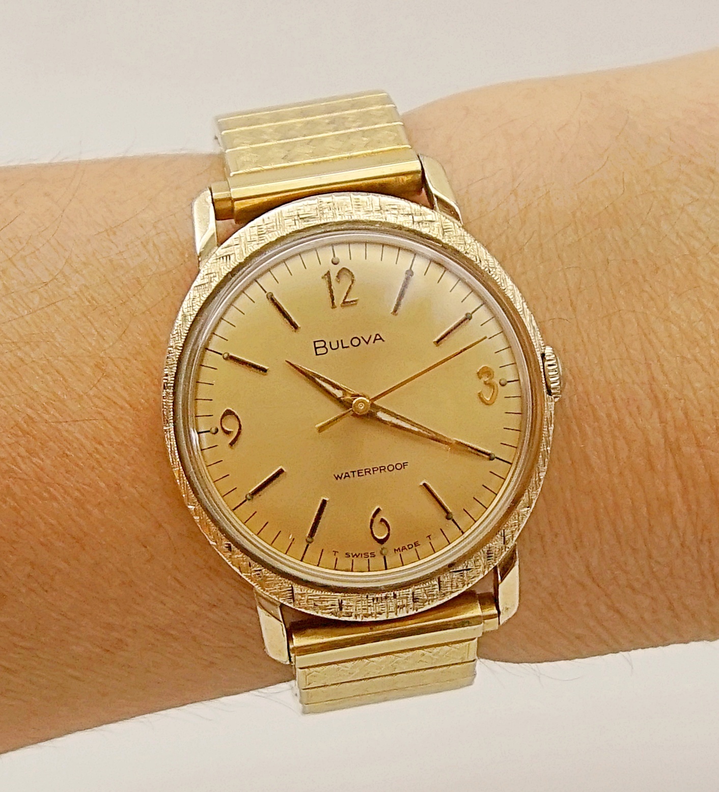 นาฬิกาเก่า BULOVA ไขลาน