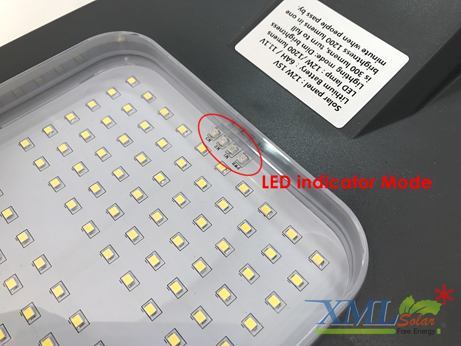 โคมไฟถนนโซล่าเซลล์ สีเทา 1200 lumens+Motion sensor (แสง ขาว )