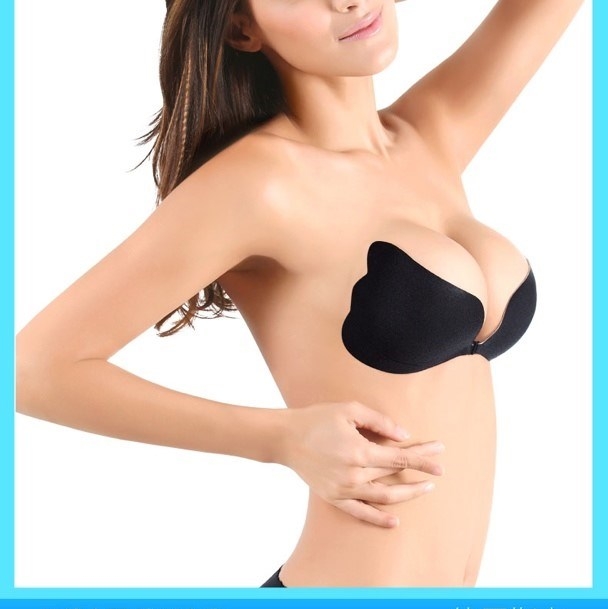 บราปีกนางฟ้า ช่วยดันหน้าอกให้ชิดขึ้น เอาใจสาวคัพใหญ่ คัพ D E F มี 2 สี ดำ เนื้อ ราคาส่ง 3 ชิ้น คละแบบได้ราคาคู่ละ 390 บาท