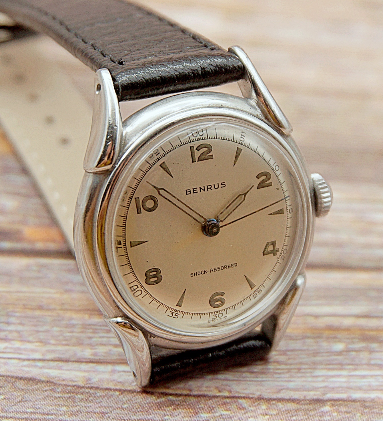 นาฬิกาเก่า BENRUS ไขลาน