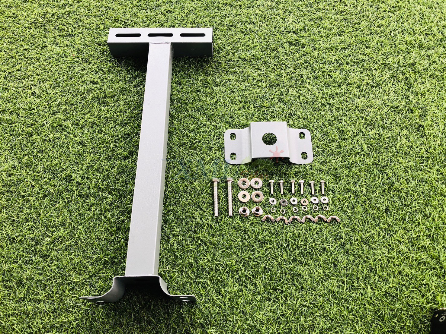 โคมไฟถนนโซล่าเซลล์ รุ่น MD-SLT88-400W-DMax (แสง : ขาว)