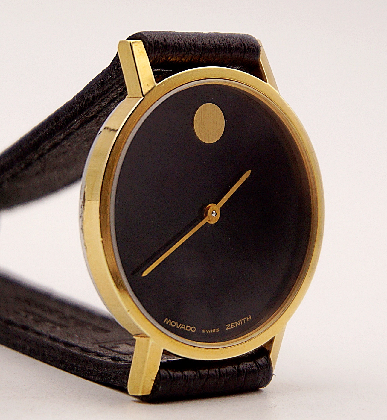 นาฬิกาเก่า MOVADO BY ZENITH ไขลาน