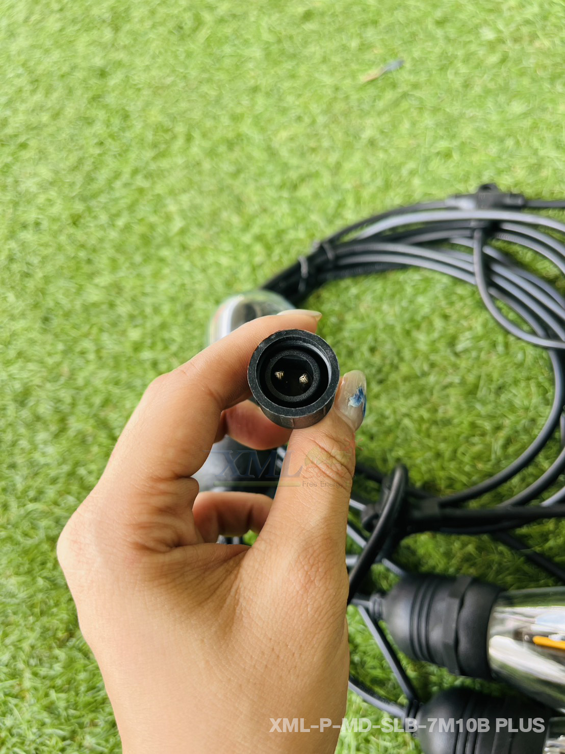 ไฟกระพริบโซล่าเซลล์ หลอดไส้ทรงรี 7/10/20 หลอด รุ่น MD-SLB (เเสง : เหลืองวอมไวท์)