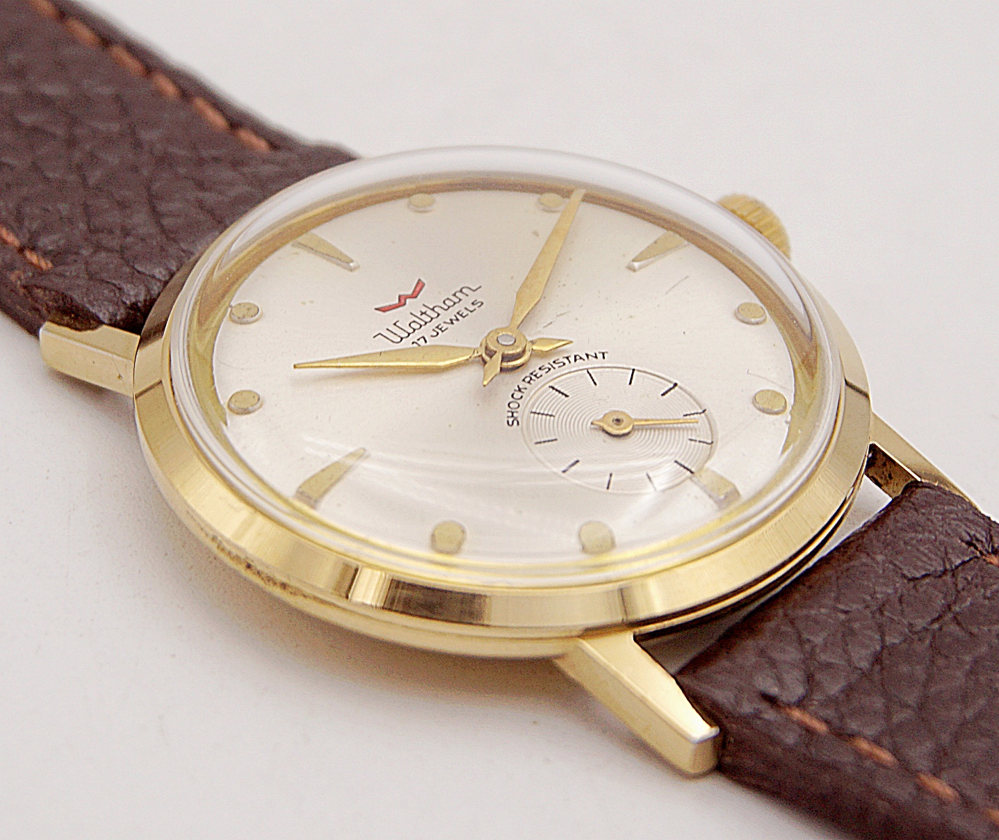 นาฬิกาเก่า WALTHAM ไขลานสองเข็มครึ่ง