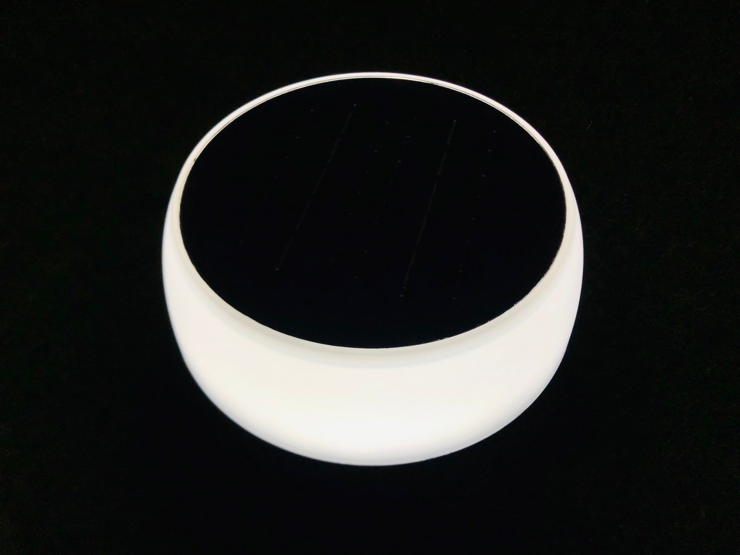 โคมไฟหัวเสาโซล่าเซลล์ รุ่น TZ-404 (แสงขาว + เหลืองวอมไวท์)