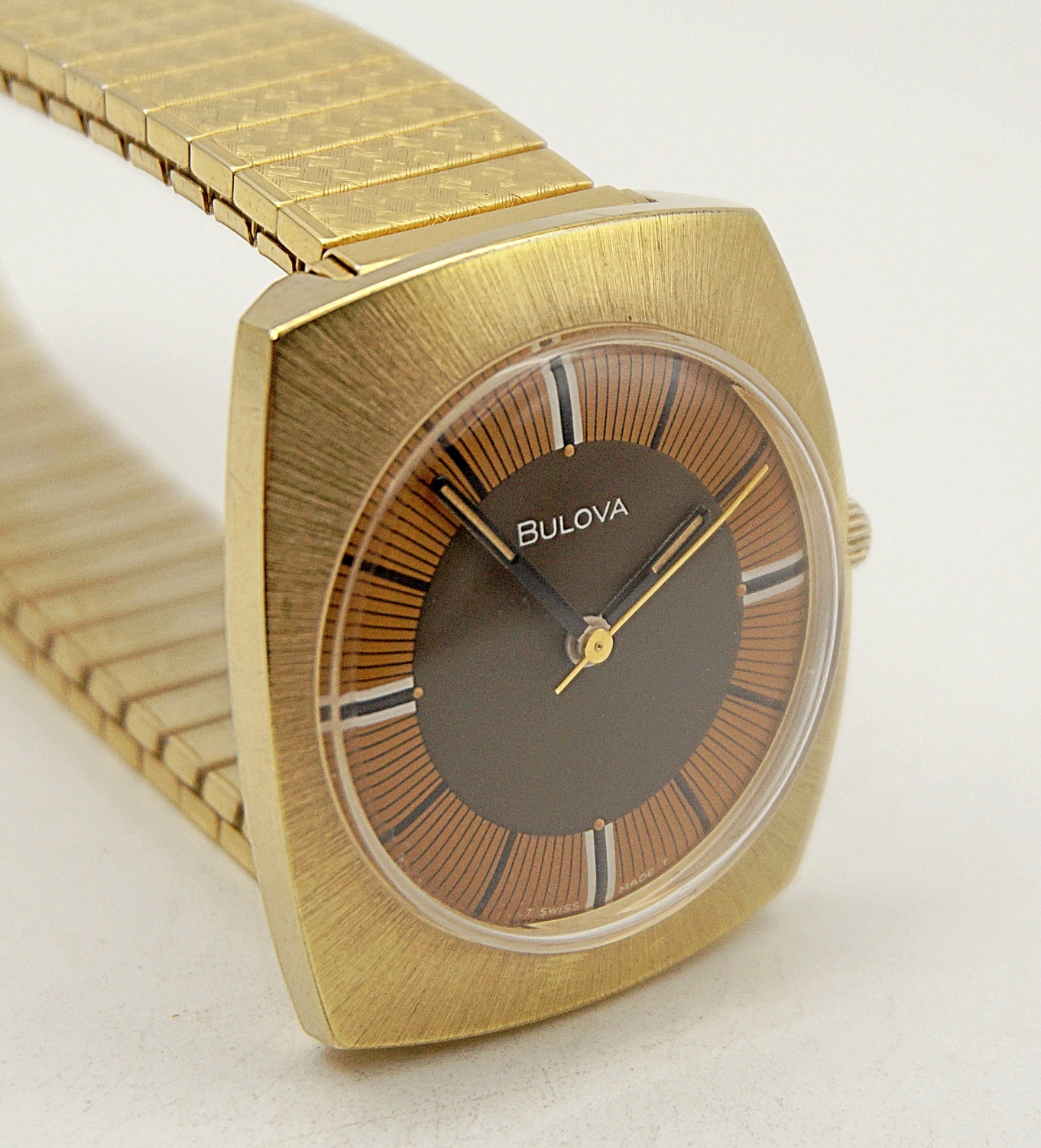 นาฬิกาเก่า BULOVA ไขลาน