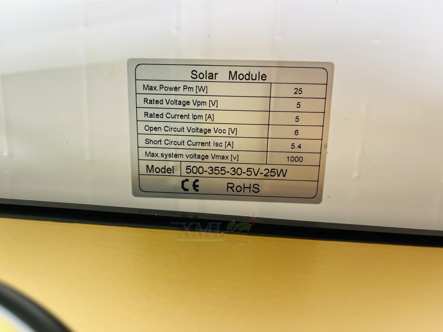 โคมไฟโซล่าเซลล์ รุ่น TT-313 (ตัวโคม + เสาไฟ 2.5 เมตร)