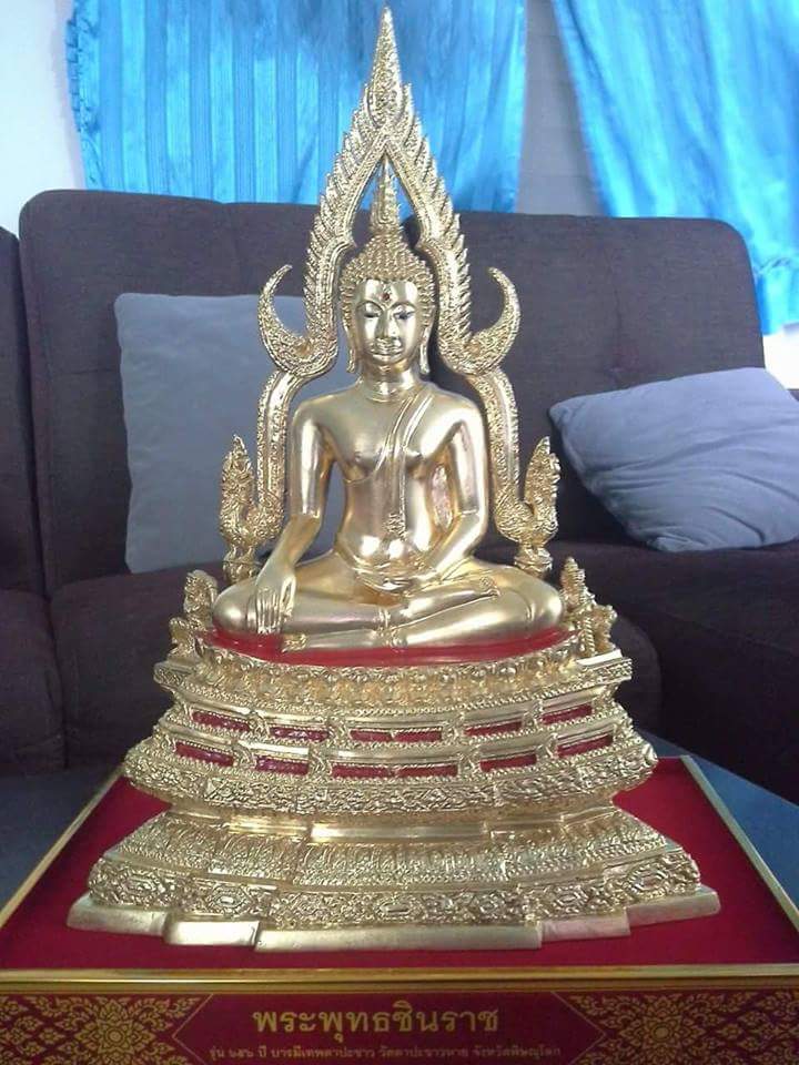 พระพุทธชินราช รุ่น 656 ปี บารมีเทพตาปะขาว หน้าตัก 5.9 นิ้ว เพื่อปฎิสังขรณ์วัดตาปะขาวหาย อายุครบ 656 ปี เนื้อทองเหลือง ลงรัก ปิดทองแท้ รหัส0150