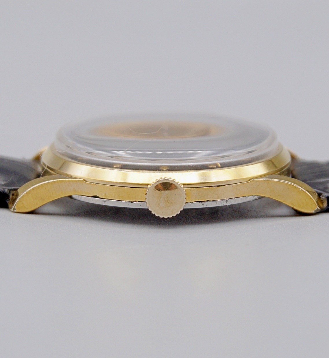 นาฬิกาเก่า ROAMER ไขลานสองเข็มครึ่ง