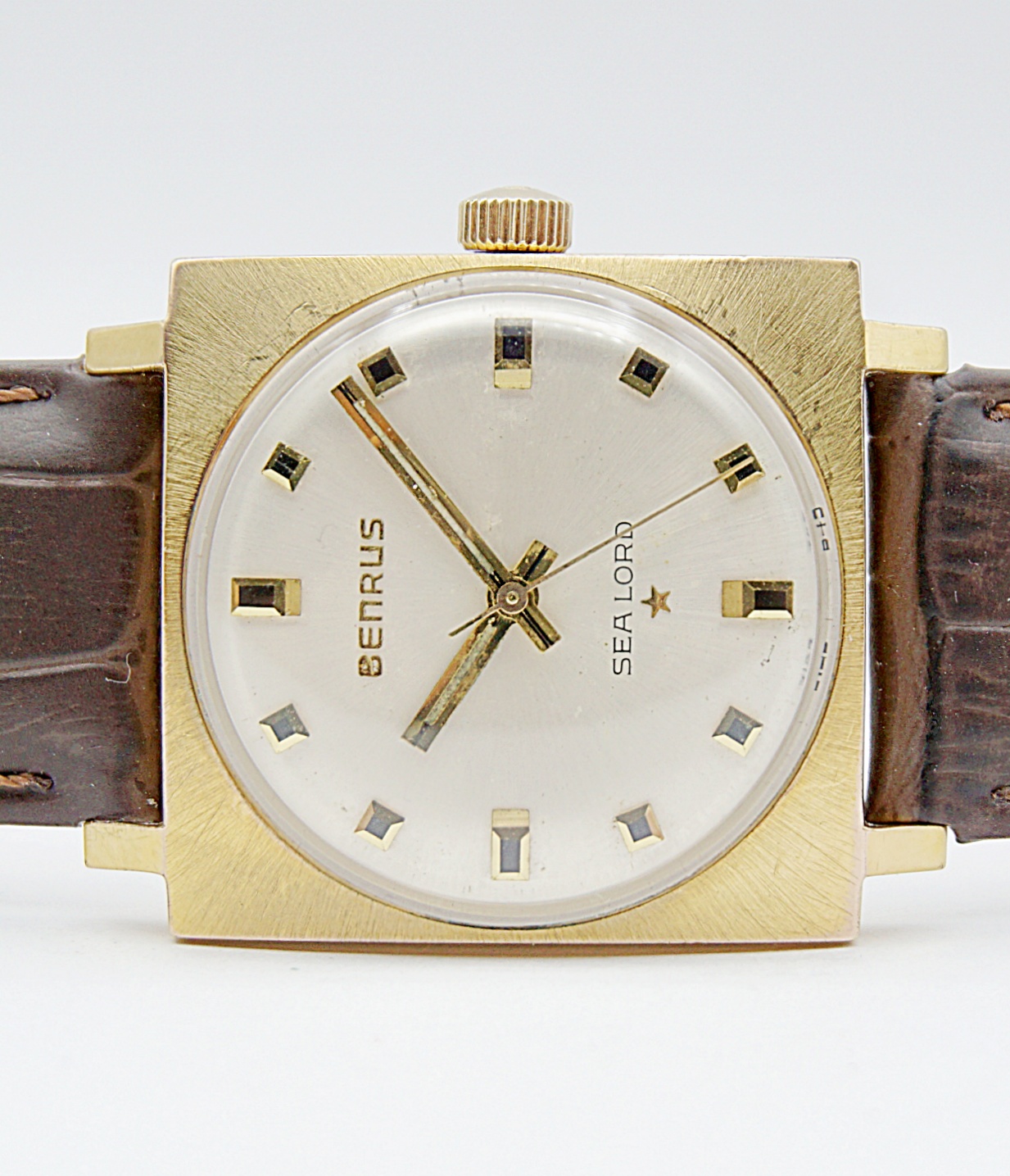 นาฬิกาเก่า BENRUS ไขลาน