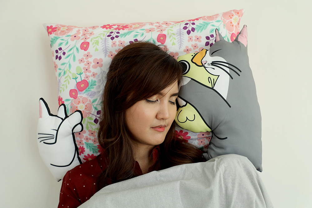 ผ้าพิมพ์ลายปลอกหมอน NEKO CUSHION