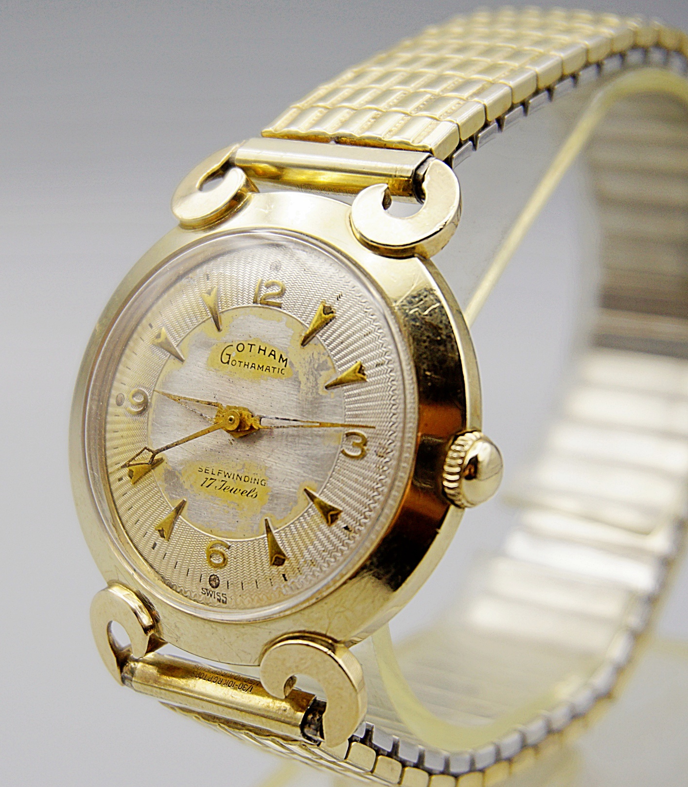 นาฬิกาเก่า GOTHAM ออโตเมติก