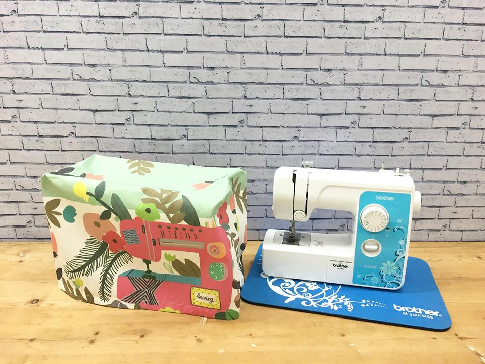 ผ้าคลุมจักร JS ลาย Polly Floral