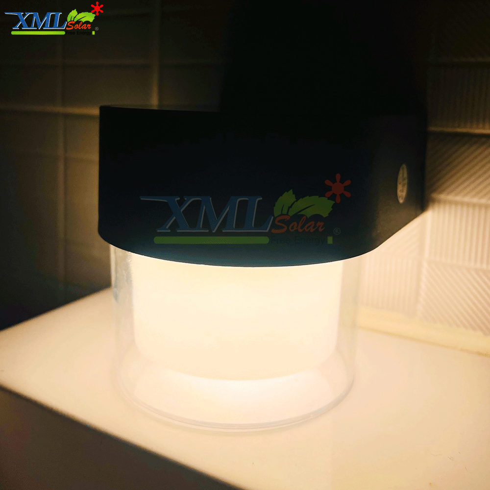 โคมไฟติดผนังโซล่าเซลล์ รุ่น XML-LSXML-168A