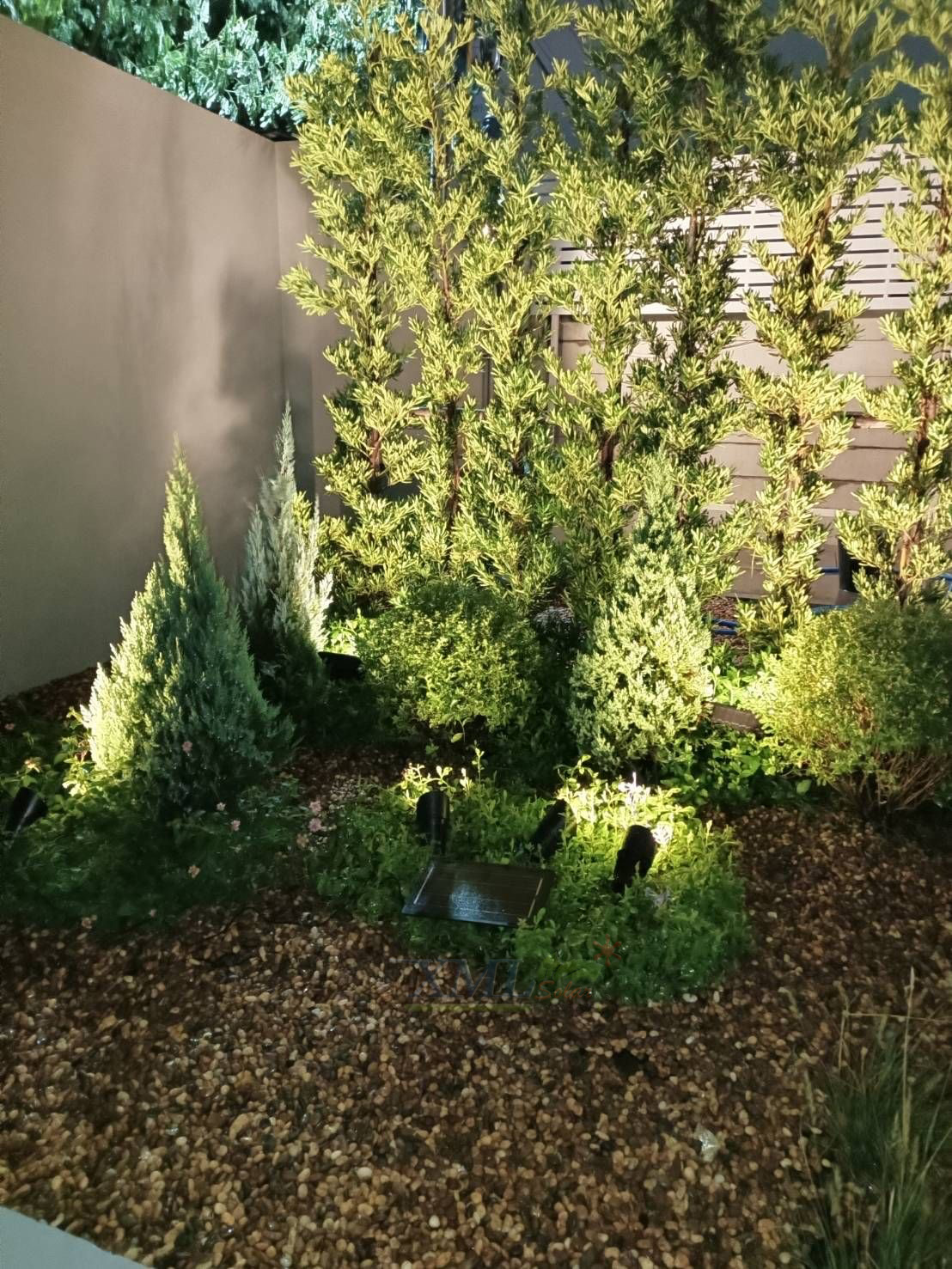 โคมไฟปักสนามโซล่าเซลล์ แพ็ค 4 ดวง รุ่น MD-SSL88 (แสง : เหลืองวอมไวท์)