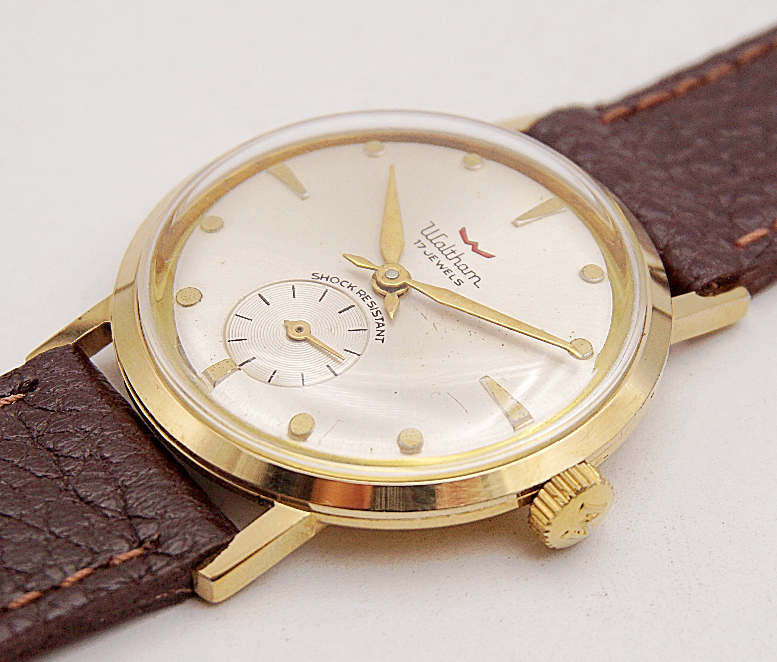 นาฬิกาเก่า WALTHAM ไขลานสองเข็มครึ่ง