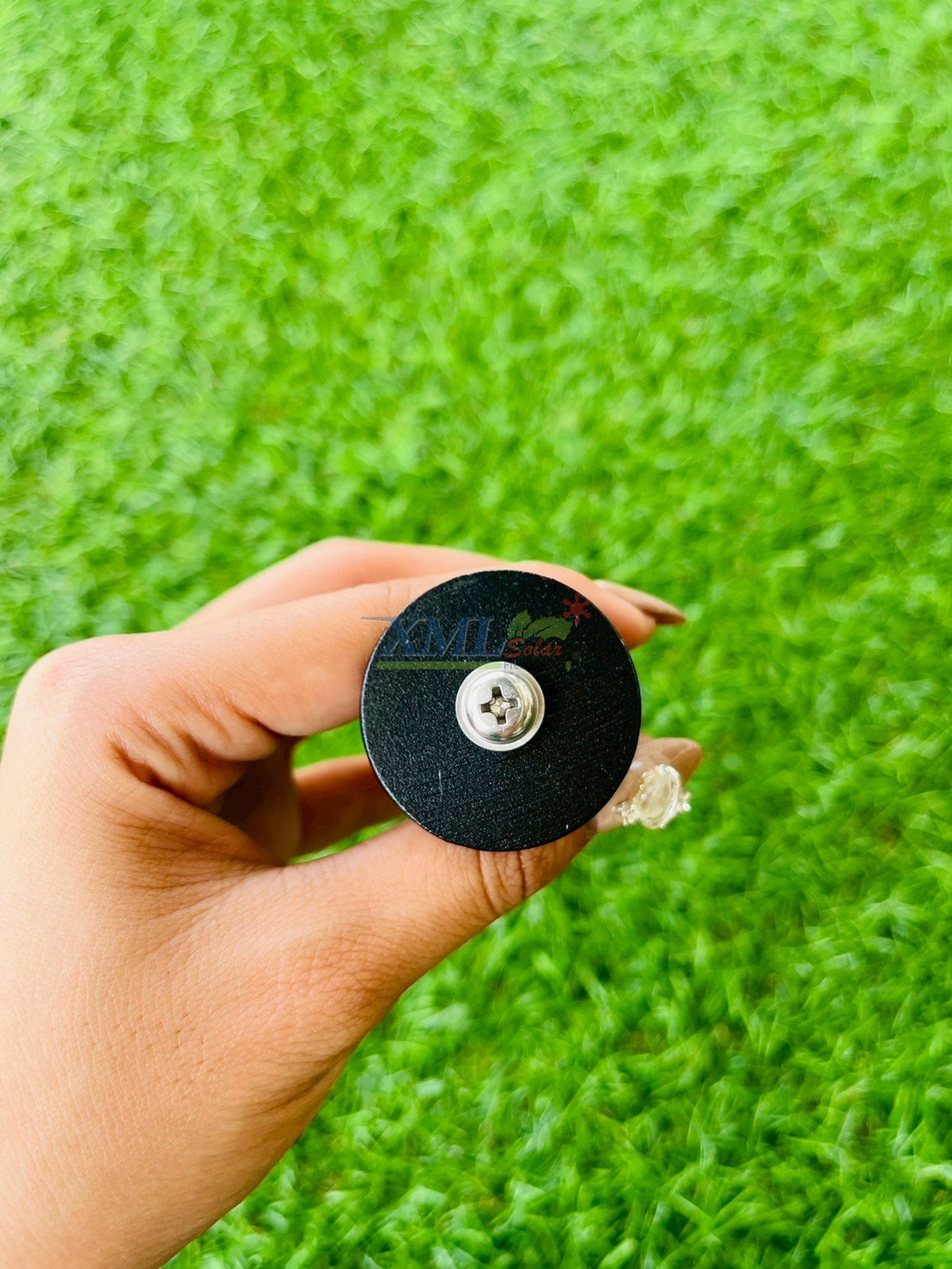 โคมไฟปักสนามโซล่าเซลล์ แพ็ค 4 ดวง รุ่น MD-SSL88 (แสง : เหลืองวอมไวท์)