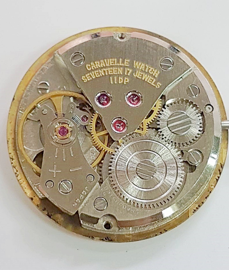 นาฬิกาเก่า CARAVELLE ไขลาน