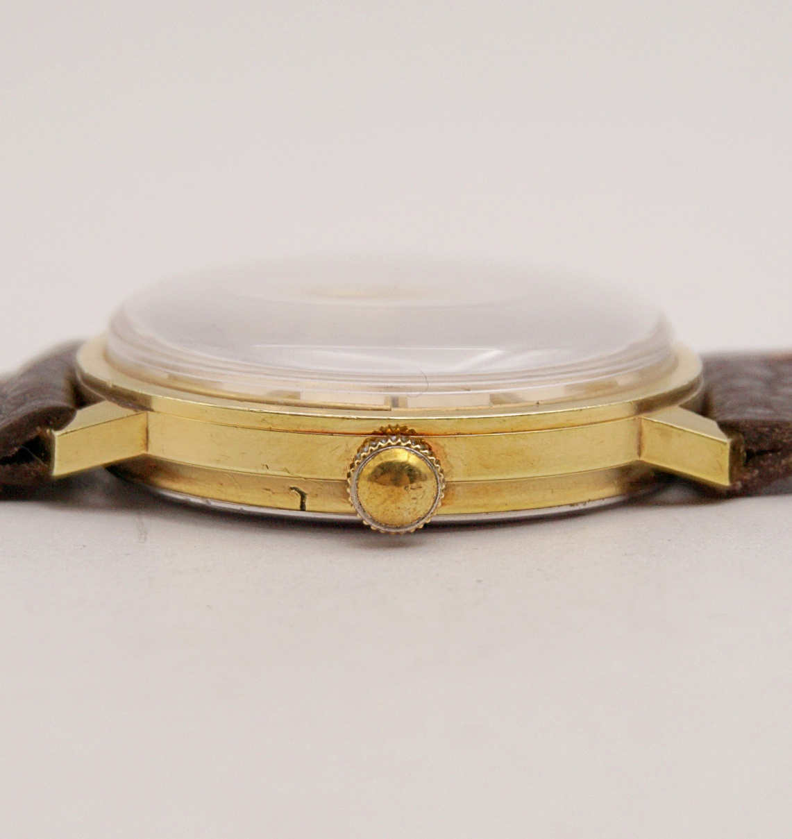 นาฬิกาเก่า MOVADO ไขลาน