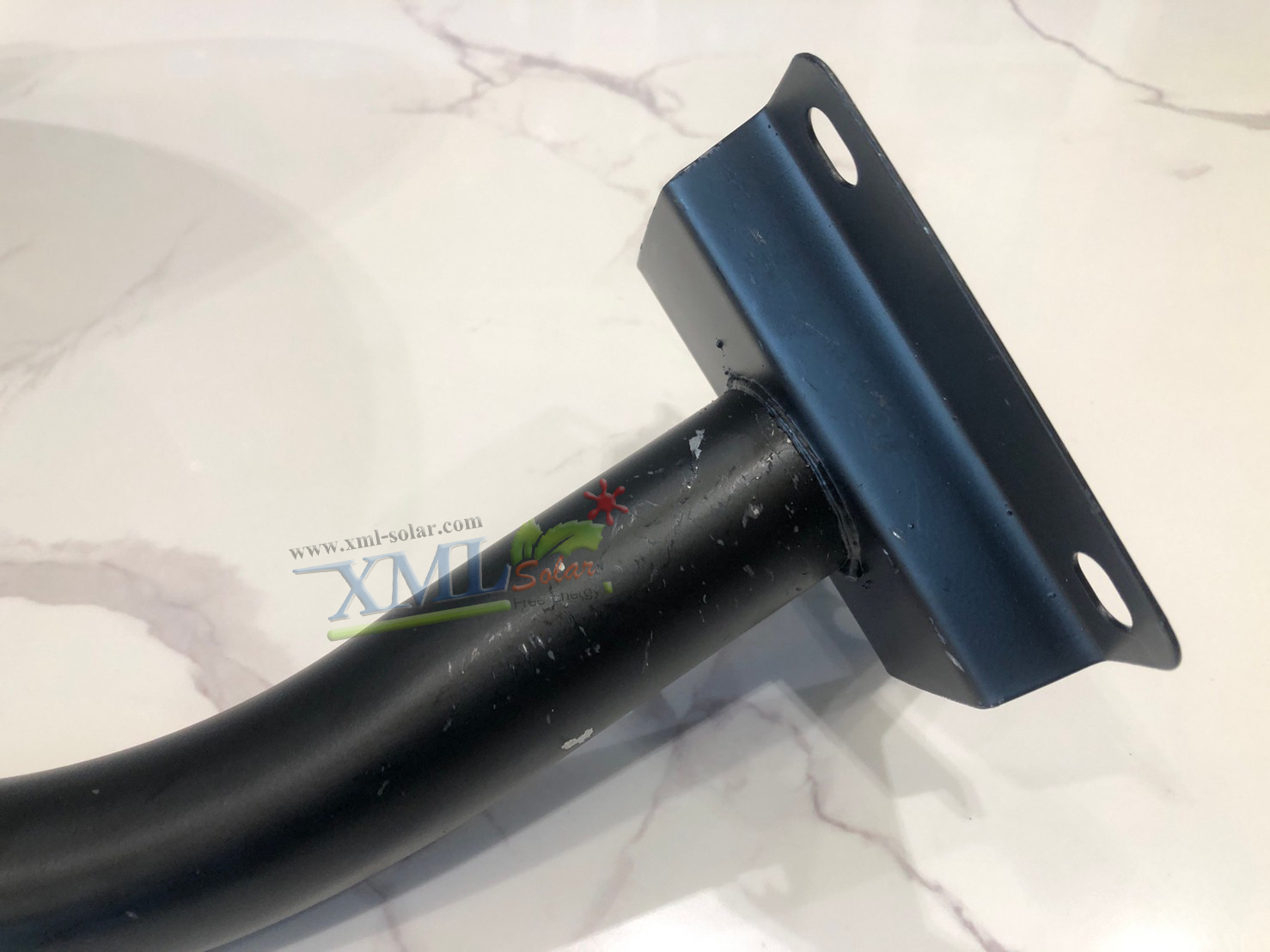 ขายึดโคมไฟ UFO ปลาย 3 นิ้ว แบบโค้ง (มีรอยขูดขีด)