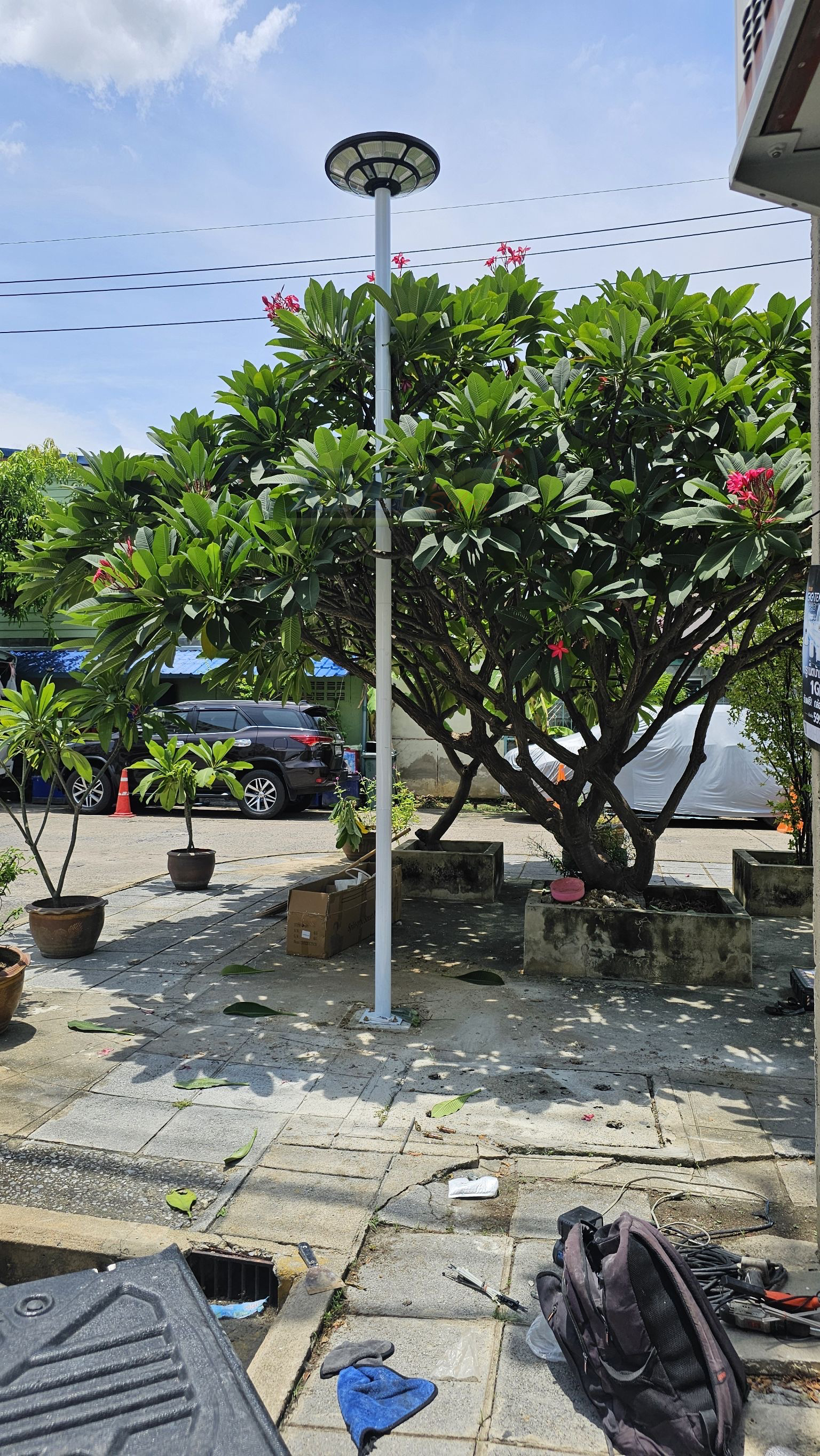 เสาไฟสนาม เหล็กพ่นสีขาว สูง 4 เมตร (ปลาย 3 นิ้ว)