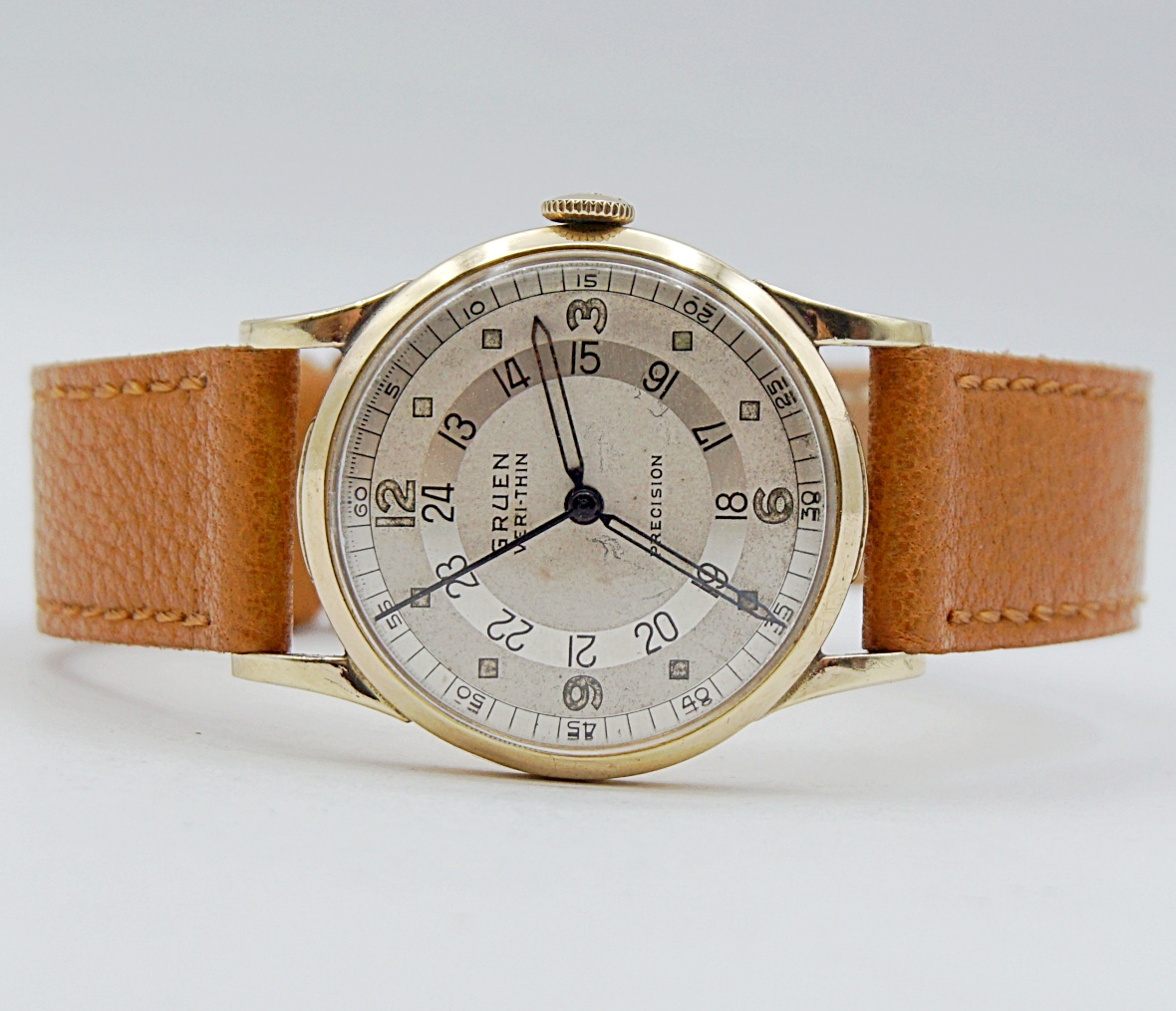 นาฬิกาเก่า GRUEN PAN AM ไขลาน