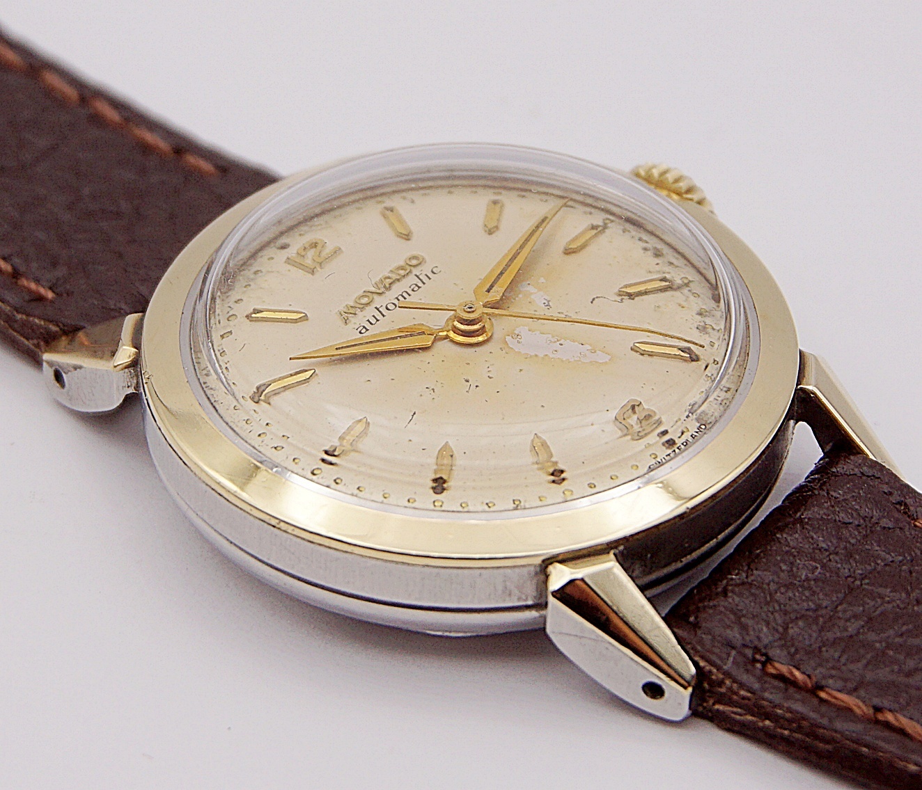 นาฬิกาเก่า MOVADO ออโตเมติกครึ่งรอบ