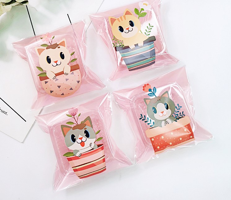 ถุงเบเกอรี่ ถุงขนม แบบมีเทปกาว 10*10+2.5 cm. (95-100ใบ/แพ็ค)