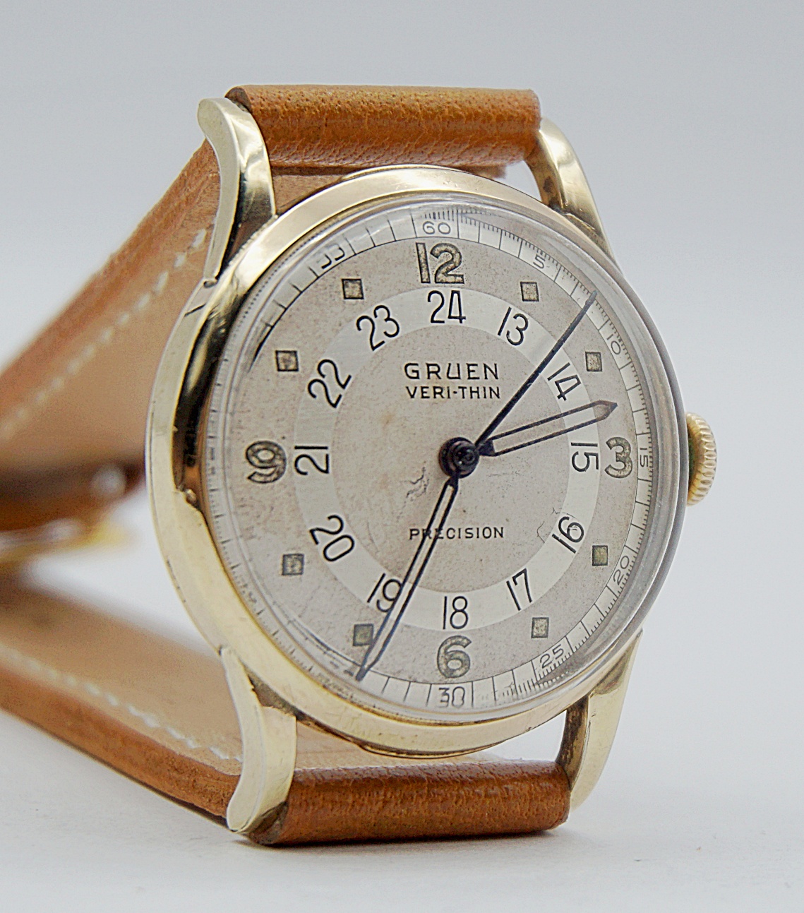 นาฬิกาเก่า GRUEN PAN AM ไขลาน