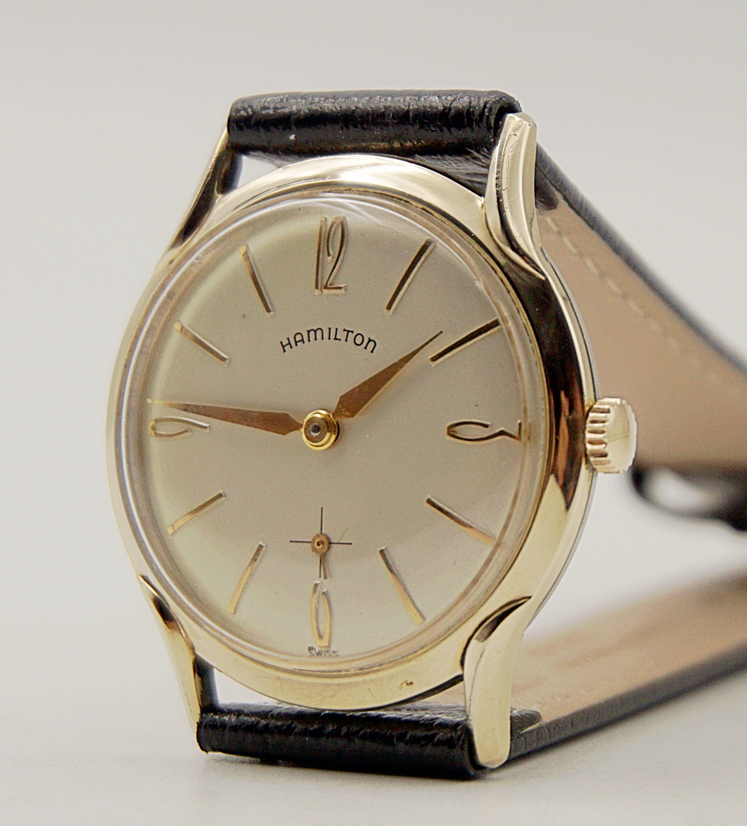 นาฬิกาเก่า HAMILTON ไขลานสองเข็มครึ่ง