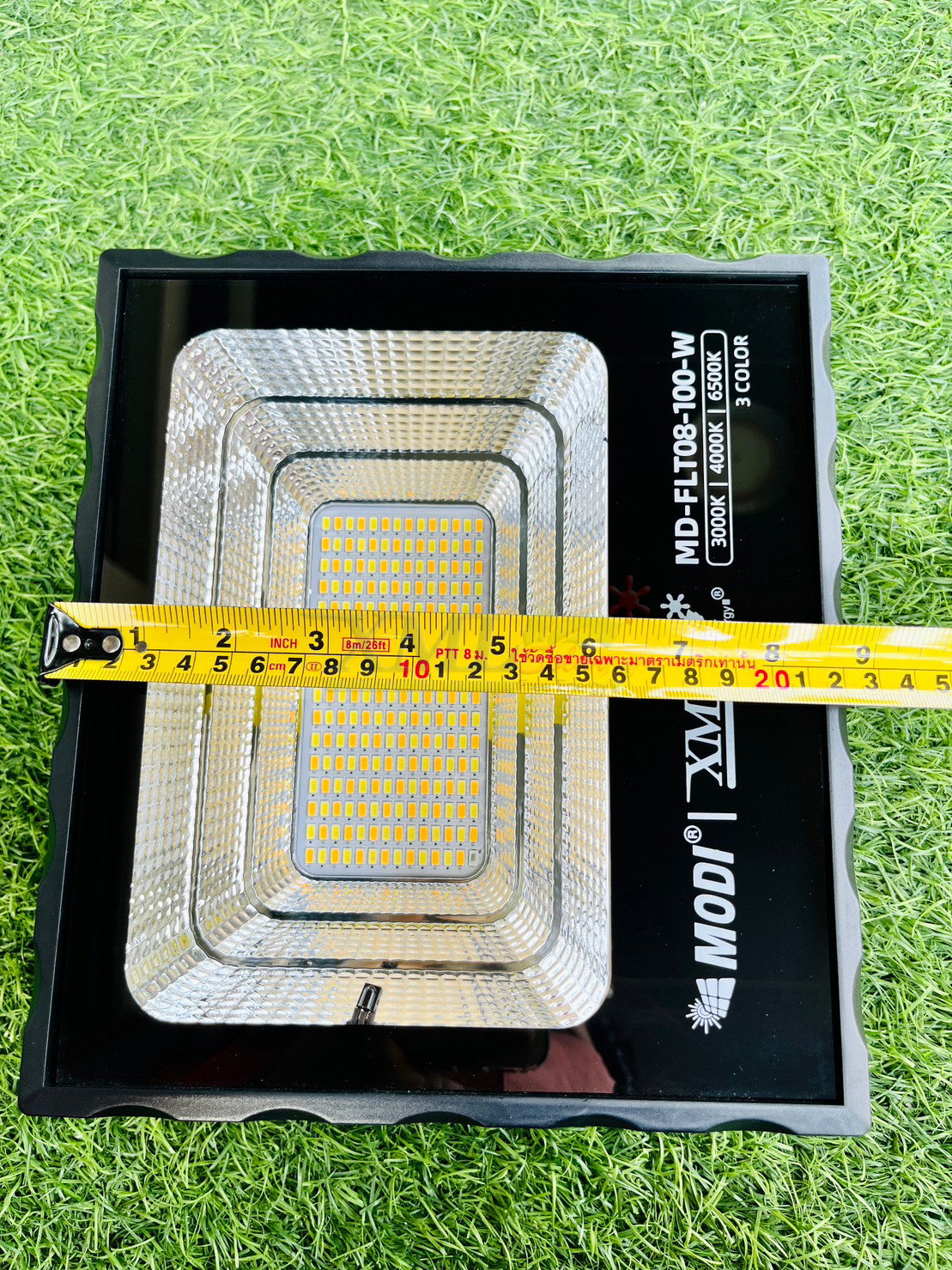 รุ่นประหยัด ไฟสปอตไลท์โซล่าเซลล์ 100 W. รุ่น MODI x XML (เปิดได้ 3 แสง)