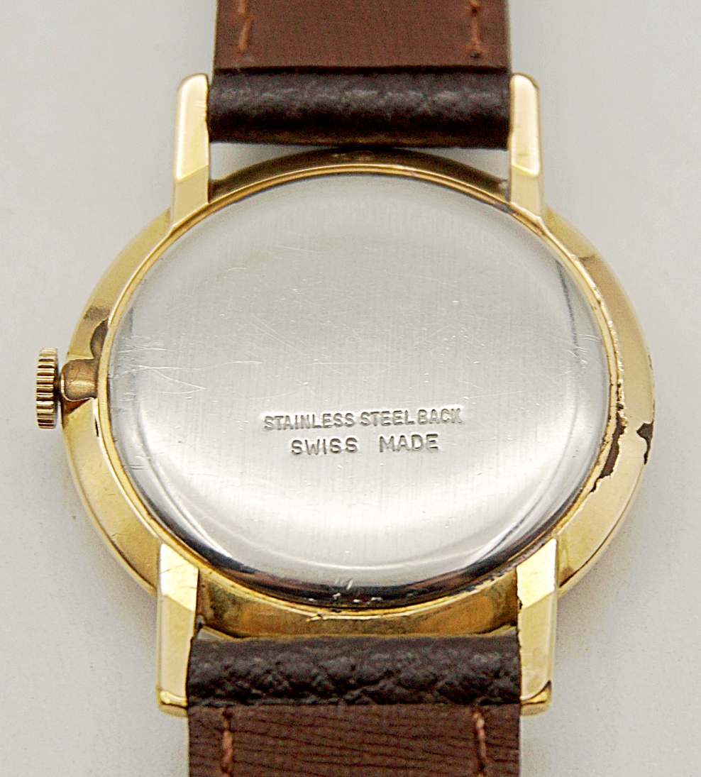 นาฬิกาเก่า ENZO ไขลานสองเข็มครึ่ง