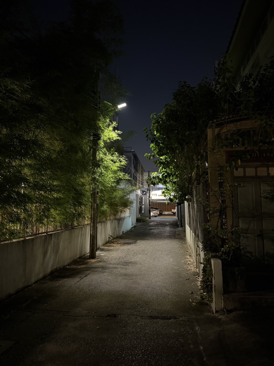 โคมไฟถนนโซล่าเซลล์ 300W/400W/600W รุ่น MD-SLT31 (เปิดได้ 3 แสง)