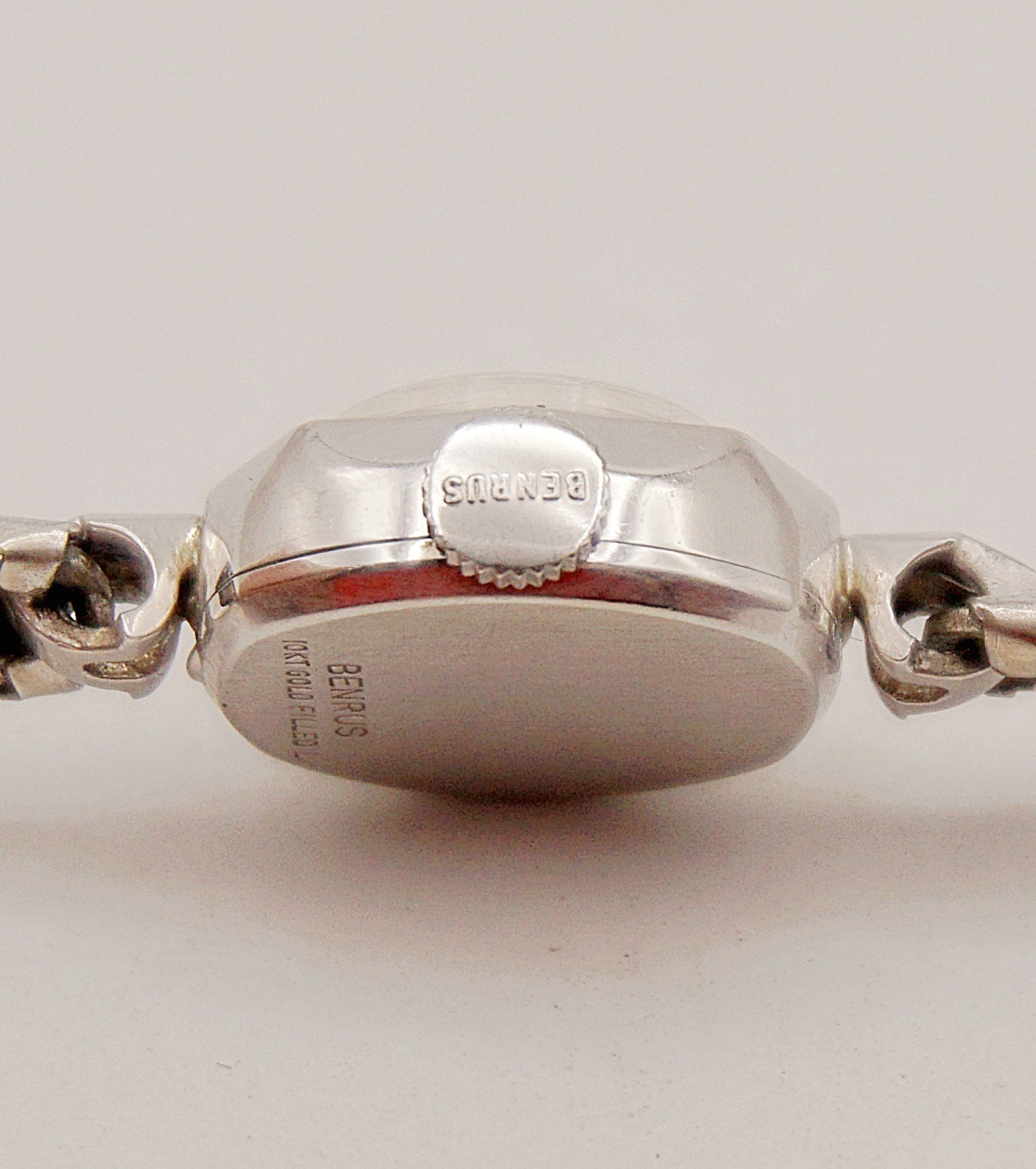 นาฬิกาเก่า BENRUS ไขลาน (นาฬิกาผู้หญิง)