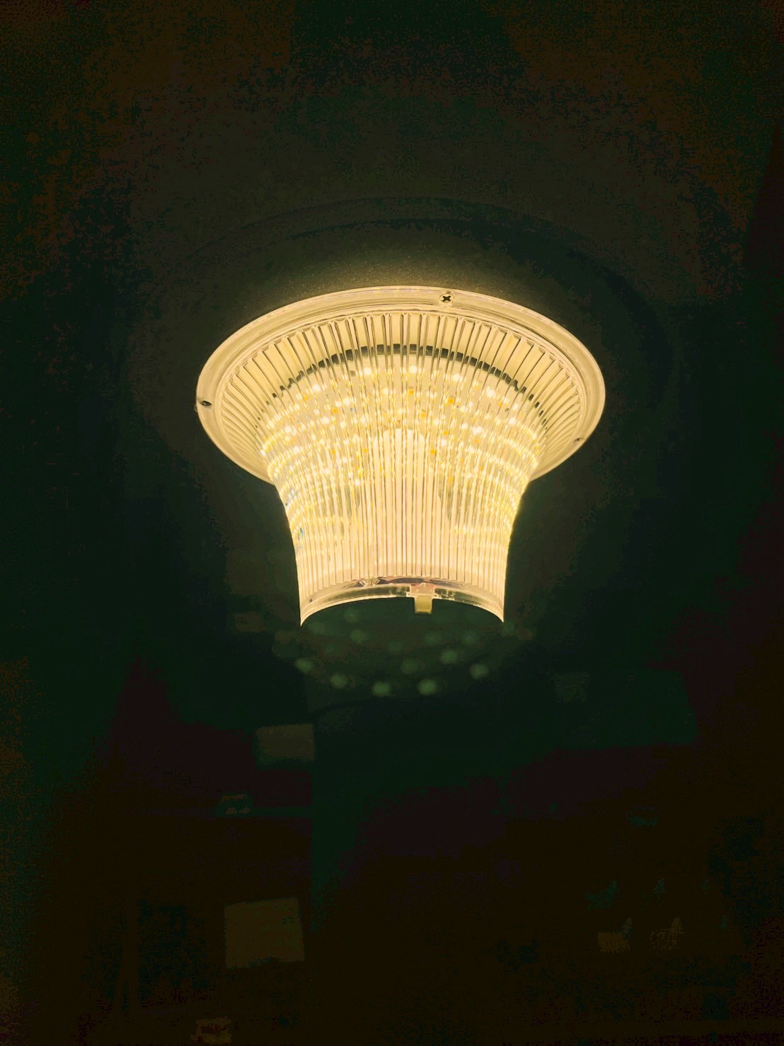 โคมไฟตั้งพื้นโซล่าเซลล์ รุ่น TC-3630C (เปิดได้ 2 แสง)