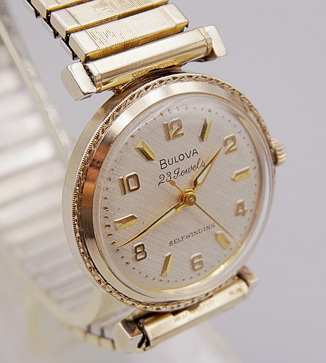 นาฬิกาเก่า BULOVA ออโตเมติก