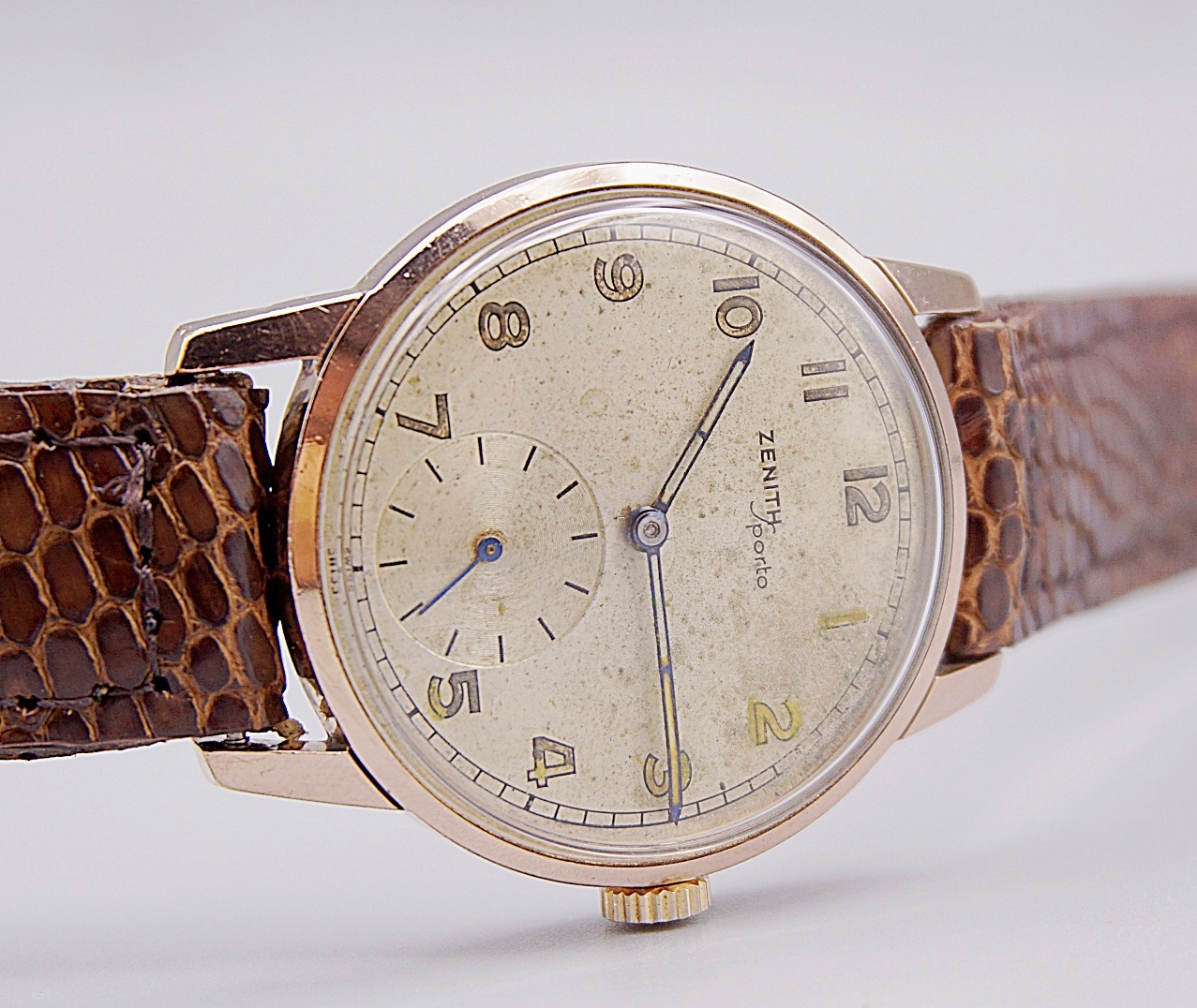 นาฬิกาเก่า ZENITH ไขลานสองเข็มครึ่ง