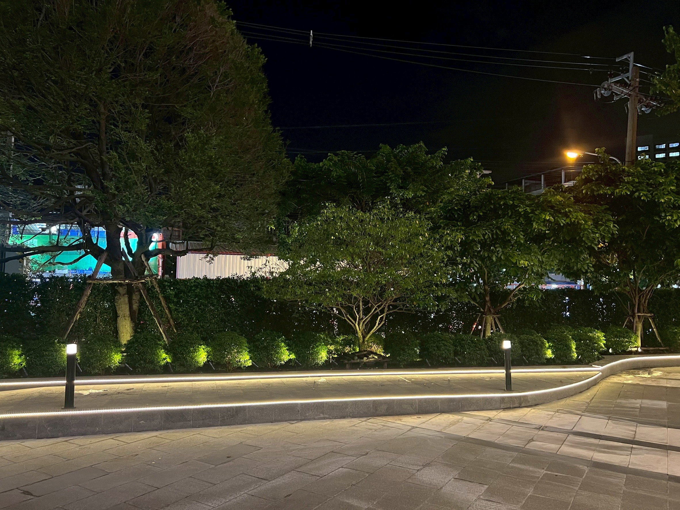 ไฟเส้นโซล่าเซลล์ รุ่น MD-SOLAR-SL10M / 20M / 30M / 50M (แสงเหลืองวอมไวท์)