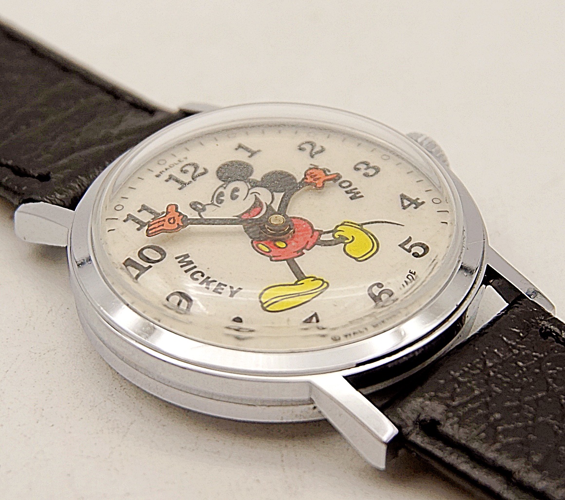 นาฬิกาเก่า MICKEY MOUSE ไขลาน
