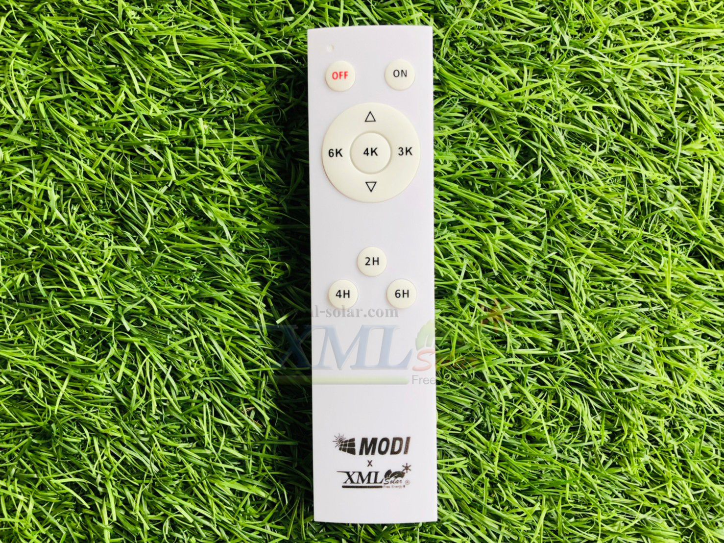 โคมไฟโซล่าเซลล์ UFO ทรงกลม (ขนาดใหญ่สุด 75 ซม.) (เปิดได้ 3 แสง) รุ่น MD-SLT38-500W