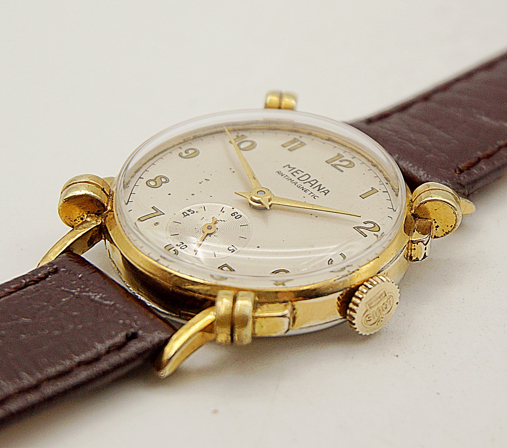 นาฬิกาเก่า MEDANA ไขลานสองเข็มครึ่ง