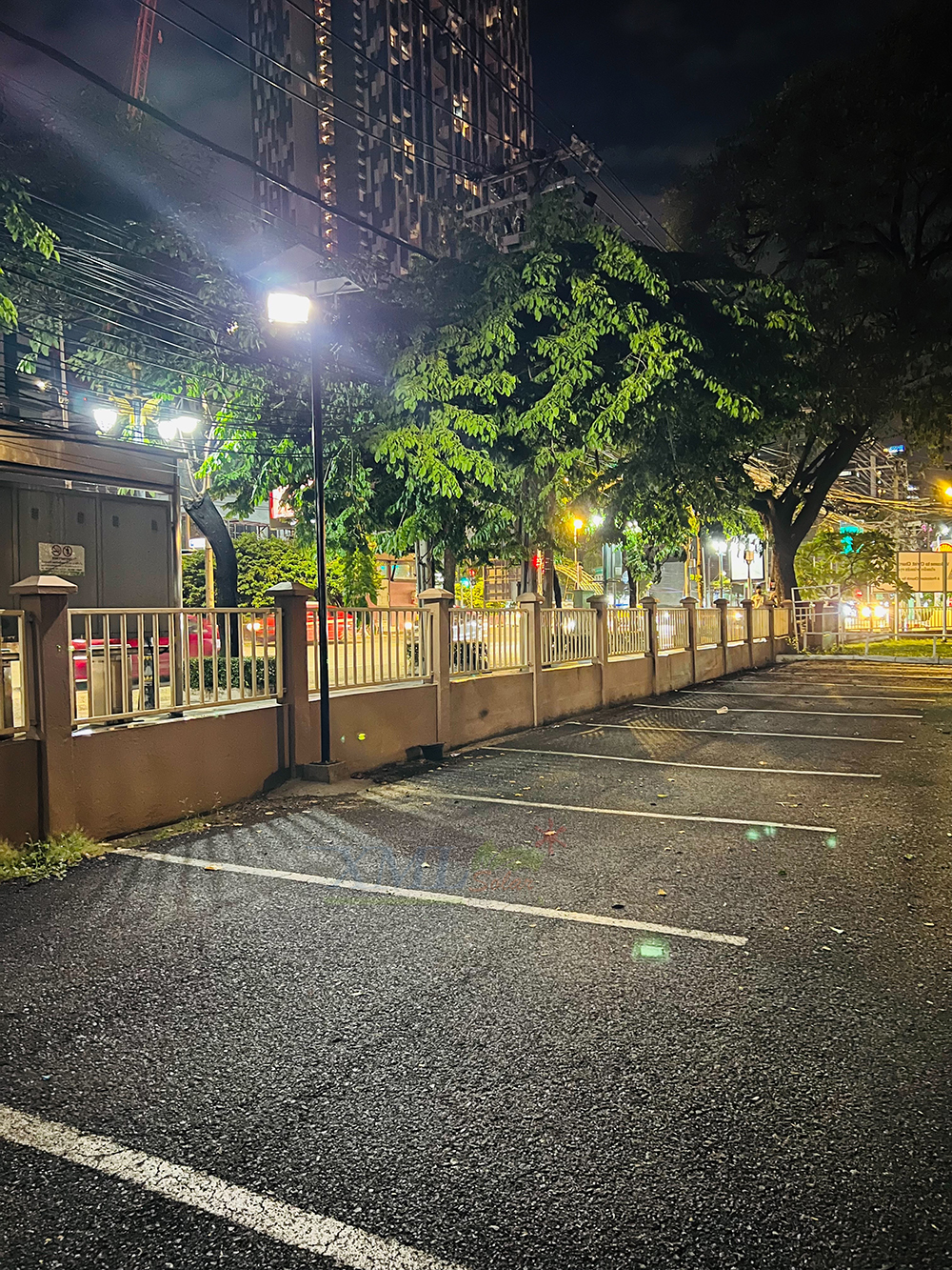 เสาไฟสนาม เหล็กพ่นสีดำ (ปลาย 3 นิ้ว)