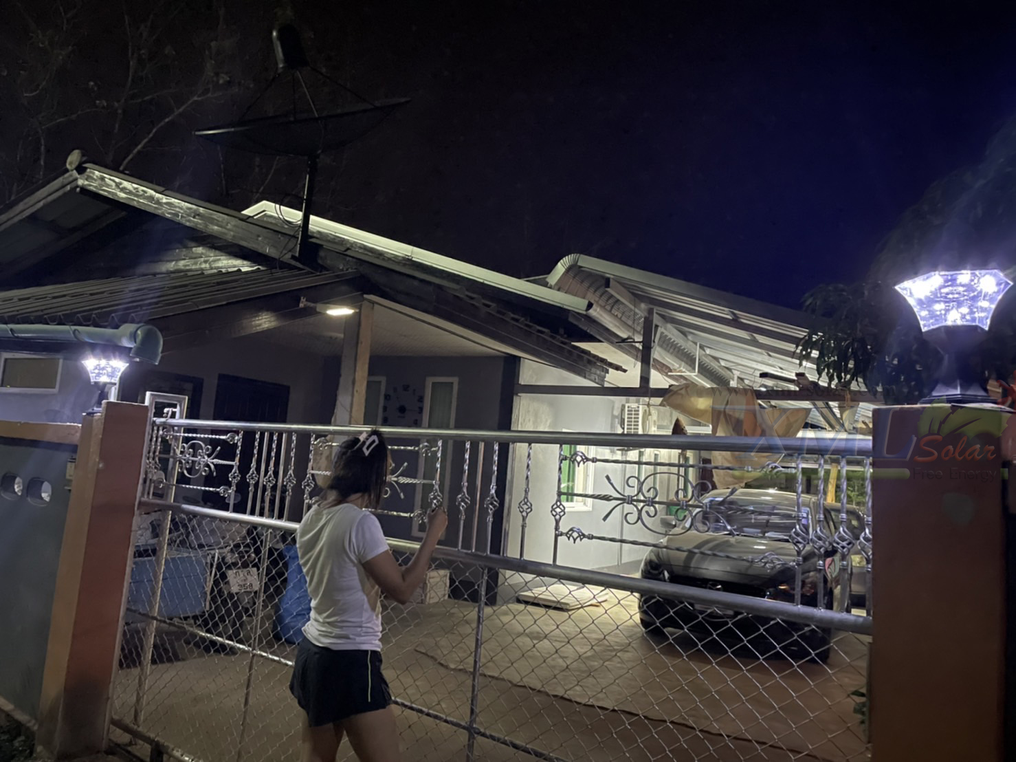 โคมไฟหัวเสา ทรงหกเหลี่ยม 8 Super SMD LED (เเสง : ขาว)