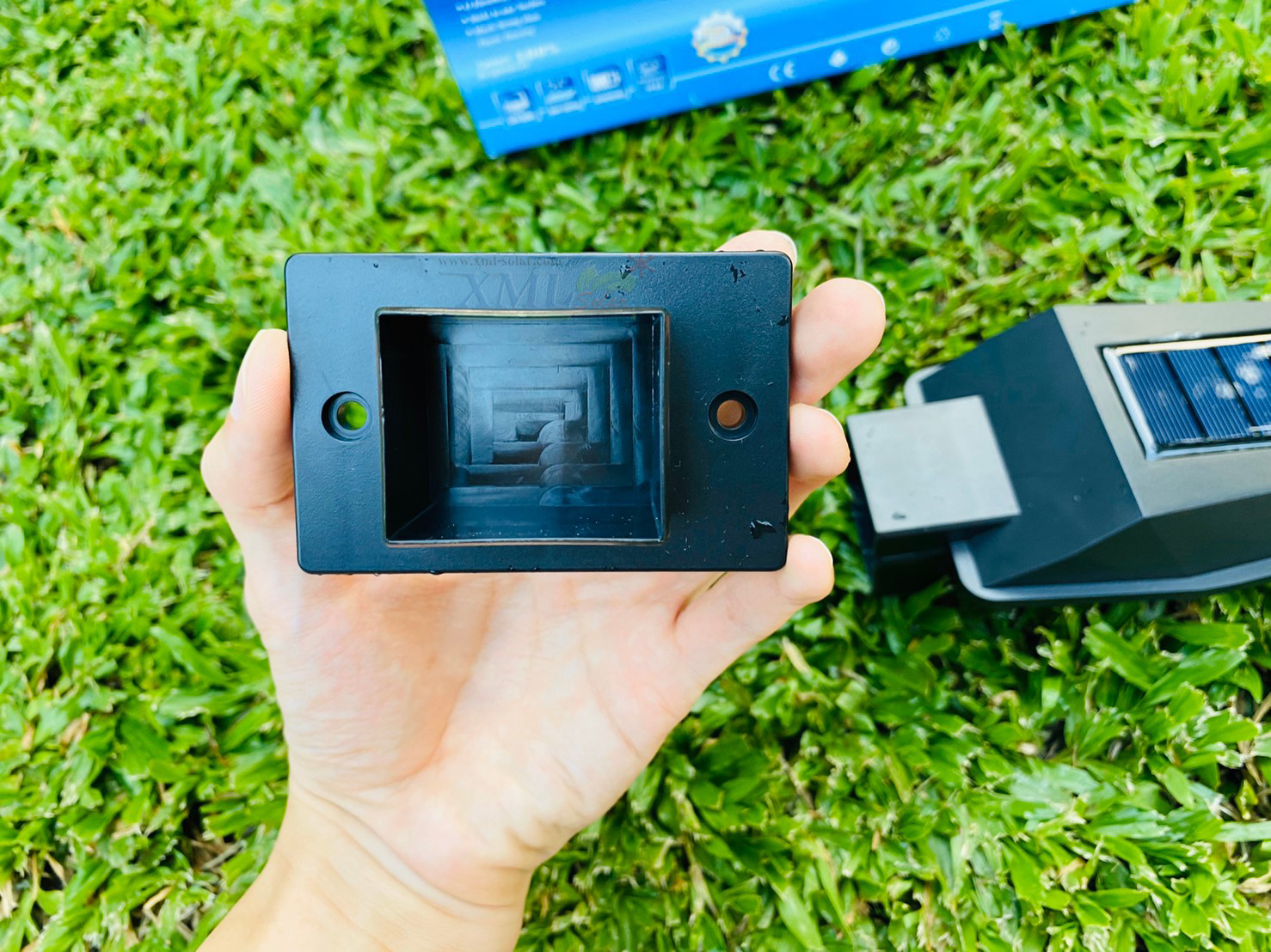 โคมไฟโซล่าเซลล์ รุ่น COB Led + Motion Sensor (ไม่มีคนผ่านไฟดับ)(แสง : ขาว)