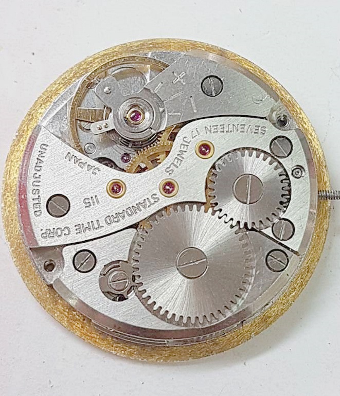 นาฬิกาเก่า CROSBY ไขลาน