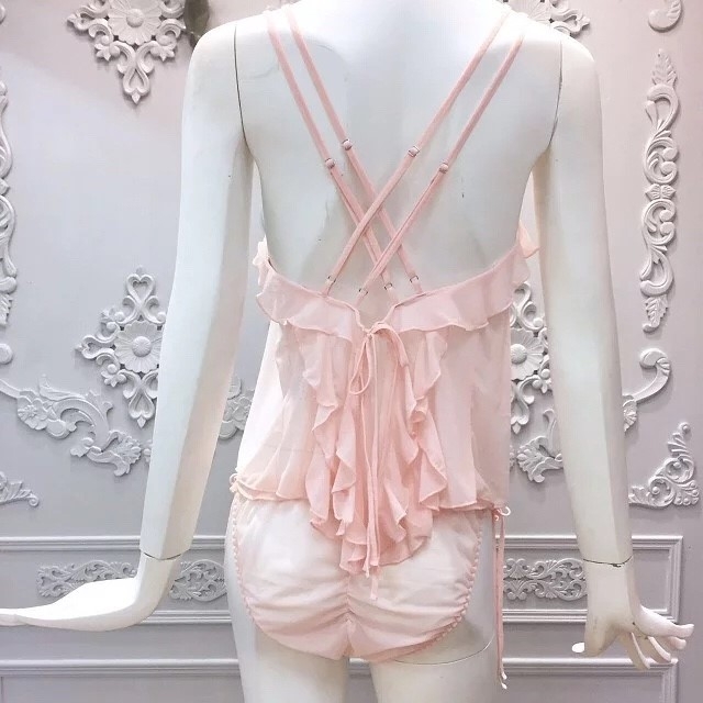 ชุดนอนเซ็กซี่ ผ้าซีทรูนิ่มบางเบา ใส่สบาย พร้อมกางเกงจีสตริงเข้าชุด ฟรีไซส์ มี 2 สี ดำ ชมพูอ่อน ราคาส่ง 3 ชิ้น คละแบบได้ชุดละ 290 บาท