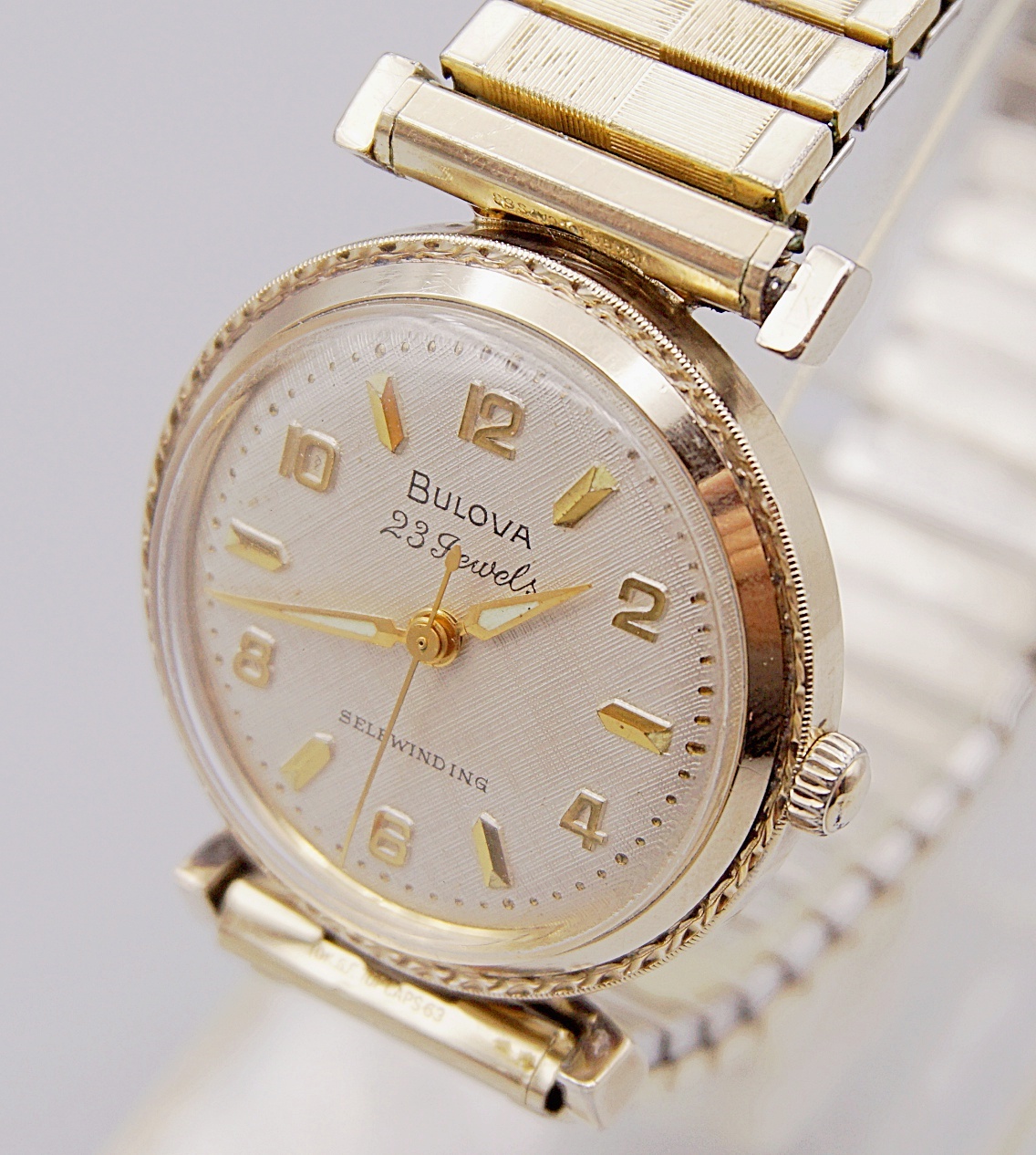 นาฬิกาเก่า BULOVA ออโตเมติก