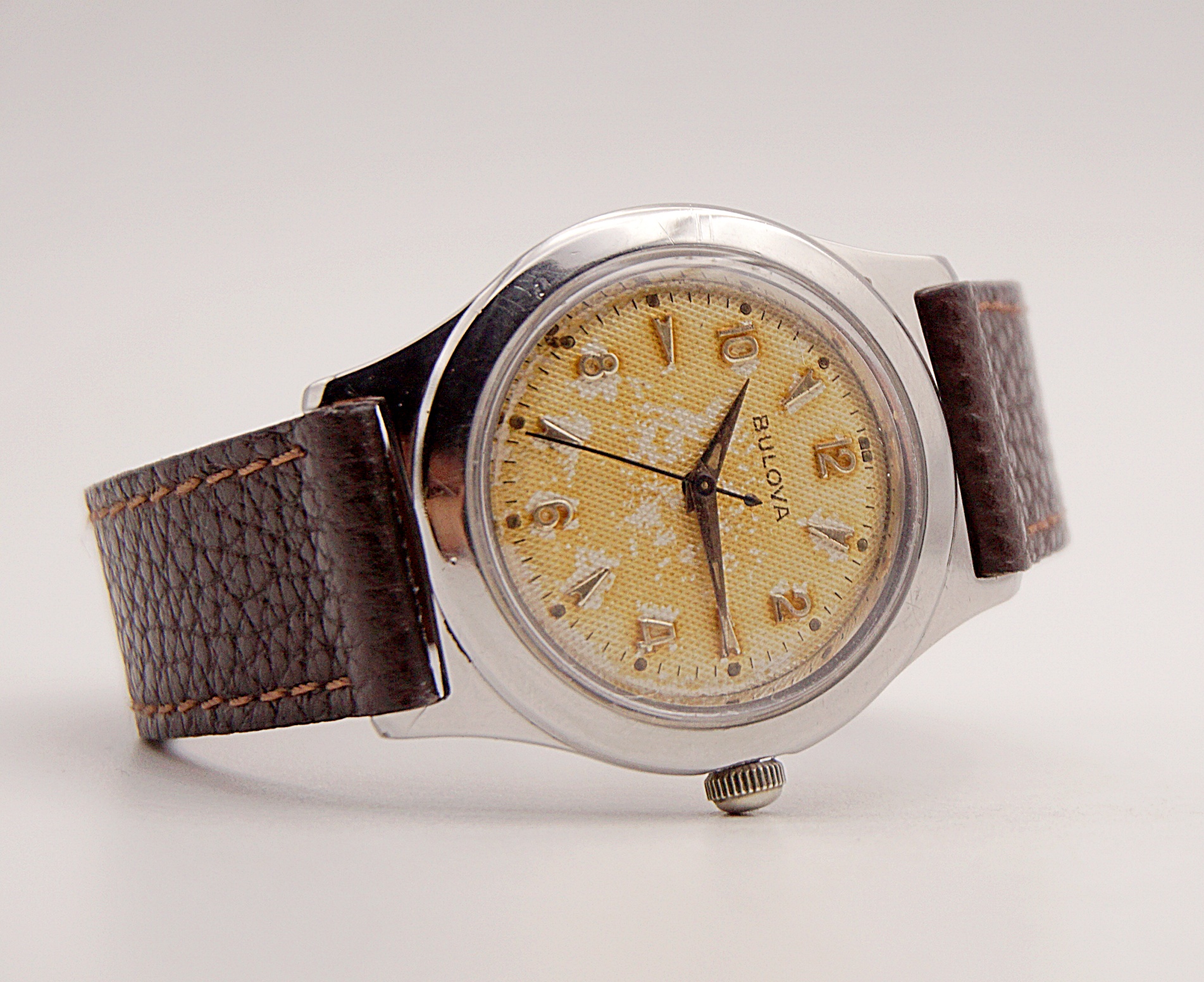 นาฬิกาเก่า BULOVA ไขลาน