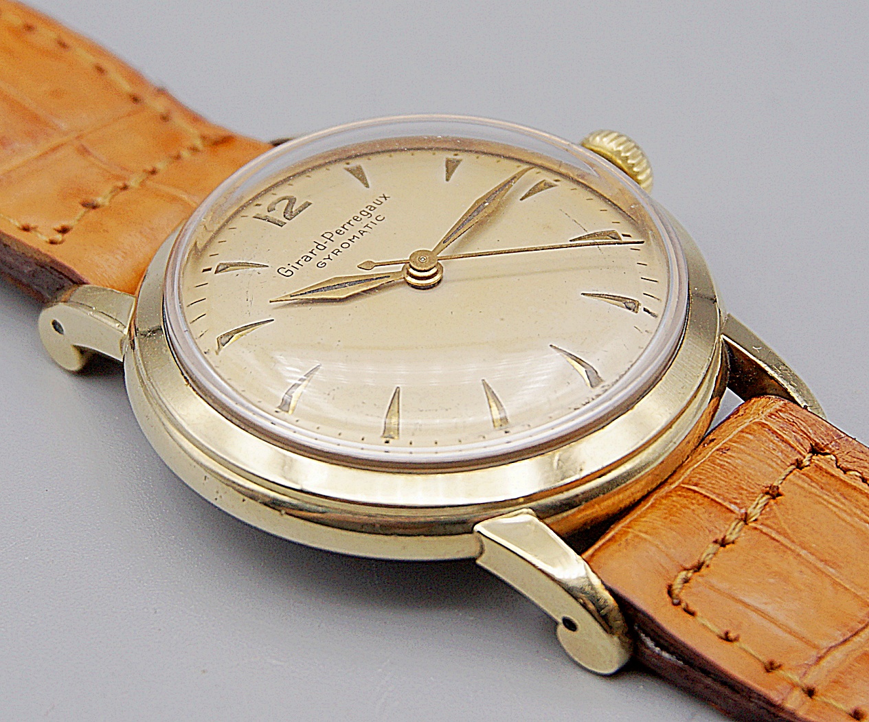 นาฬิกาเก่า GIRARD PERREGAUX ออโตเมติก