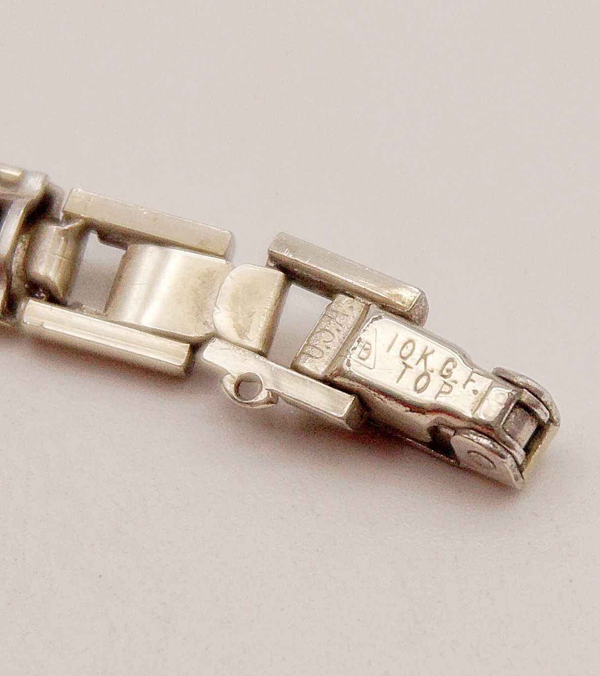 นาฬิกาเก่า BENRUS ไขลาน (นาฬิกาผู้หญิง)